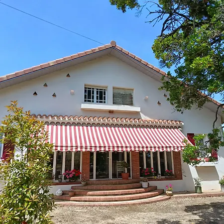 Domaine De Castagnere Pensión